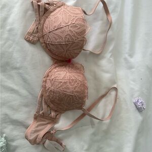 Victoria's Secret Tan Lace Bra